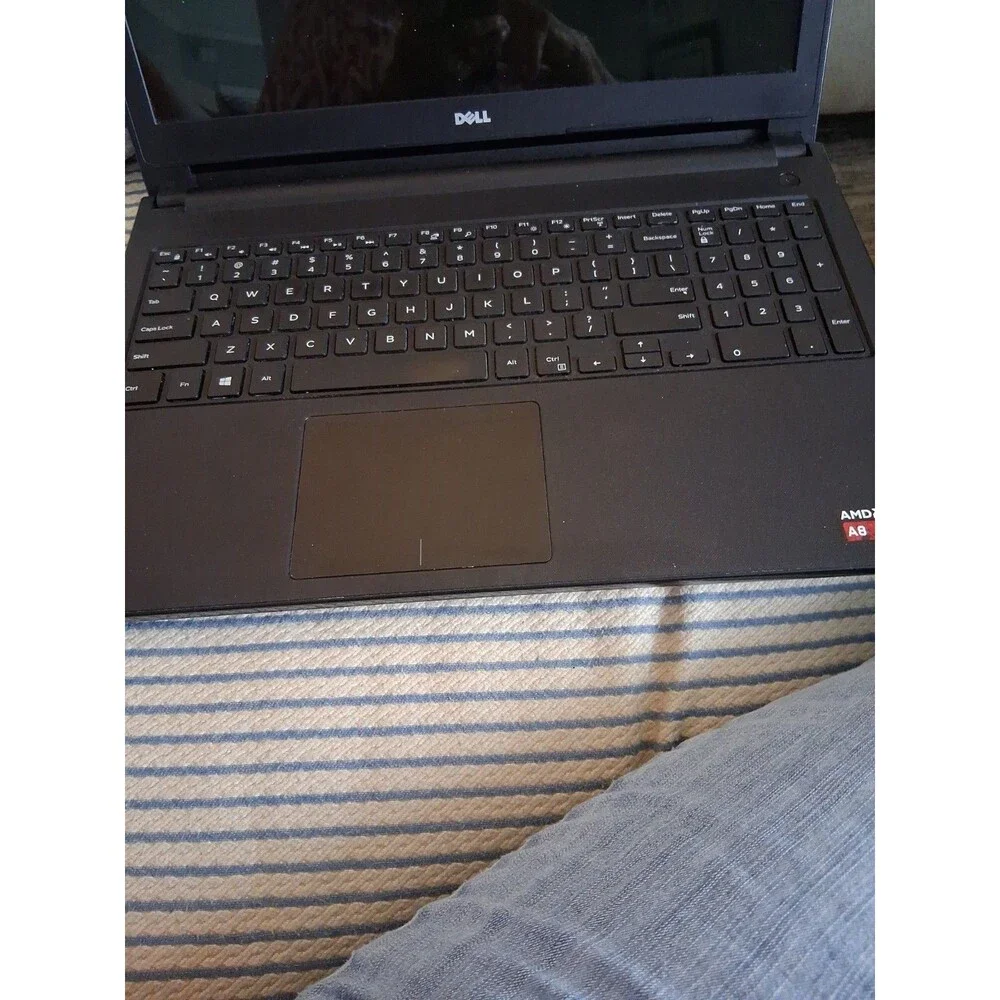 Dell Inspiron 15-5555 AMD A8 for Parts or Repair